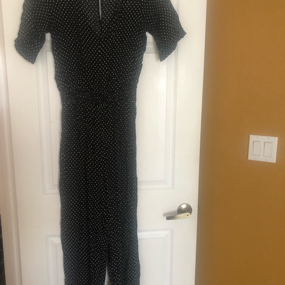Black Polka Dot Midi Dress with Short Sleeves